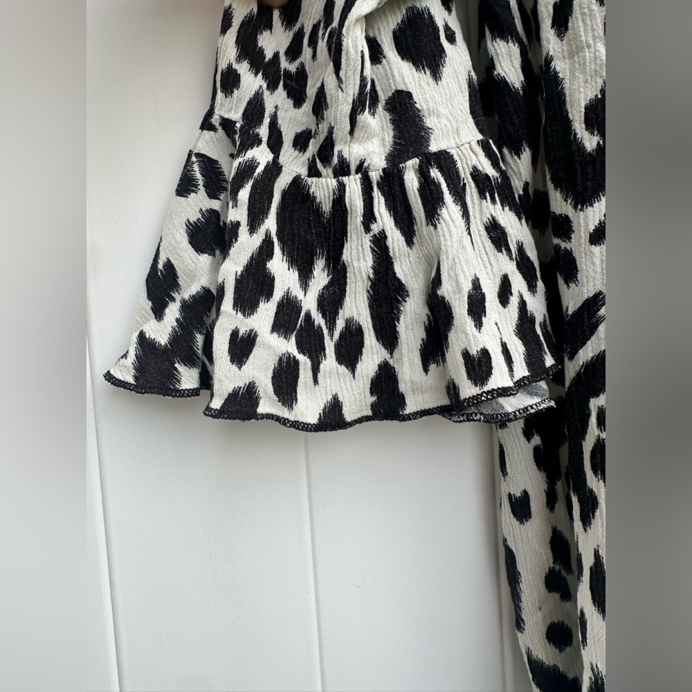 Umgee Leopard Print Ruffle Tunic Top Medium NWOT Boho Tie Front - Picture 5 of 8